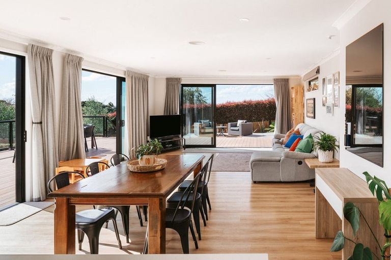 Photo of property in 4r Estates Terrace, Welcome Bay, Tauranga, 3175