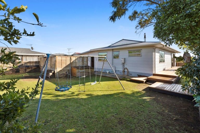 Photo of property in 68 Bayly Street, Waitara, 4320