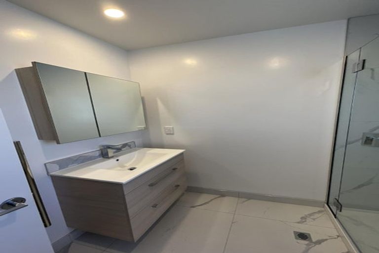 Photo of property in 231u3 Marine Parade, Seatoun, Wellington, 6022
