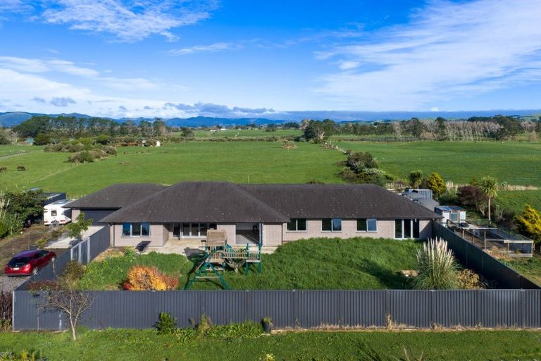 Photo of property in 45 Karioitahi Road, Waiuku, 2683