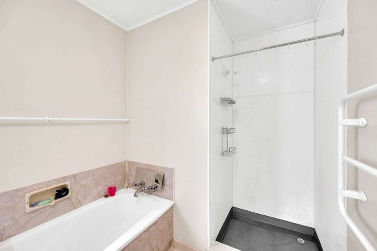 Photo of property in 16 Maltby Street, Meeanee, Napier, 4112