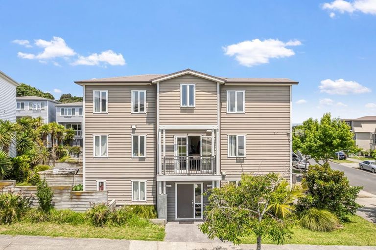 Photo of property in 1 Manawatere Way, Flat Bush, Auckland, 2019