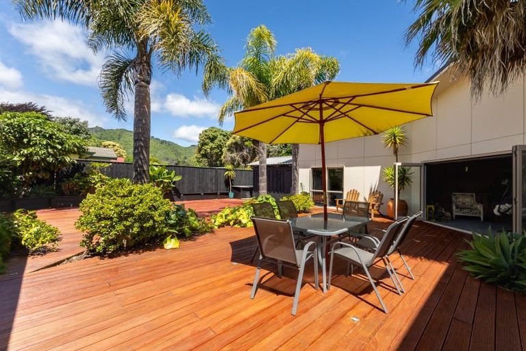 Photo of property in 6 Kohekohe Road, Waikanae, 5036