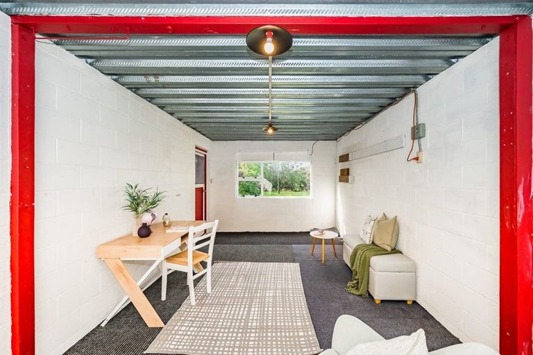 Photo of property in 21 Chums Road, Paraparaumu Beach, Paraparaumu, 5032