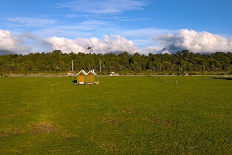 Photo of property in 25 Fox Moth Drive, Haast, 7886