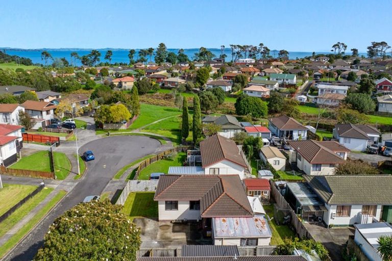 Photo of property in 2/10 Silver Road, Weymouth, Auckland, 2103