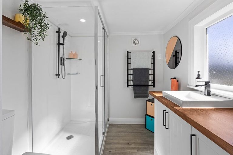 Photo of property in 19 Stanley Road, Stratford, 4394