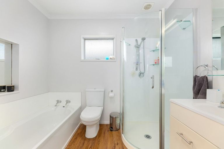 Photo of property in 57 Cumnor Terrace, Woolston, Christchurch, 8023