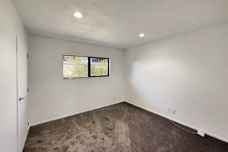 Photo of property in 71 Kentwood Drive, Woodridge, Wellington, 6037