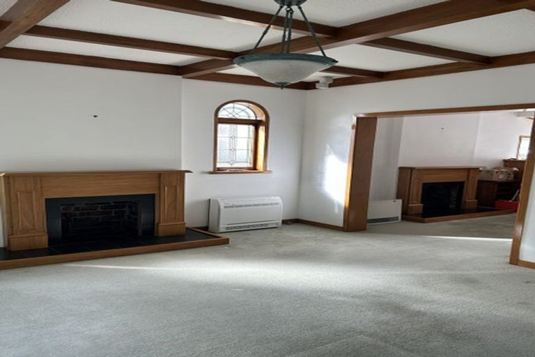 Photo of property in 281 The Parade, Island Bay, Wellington, 6023