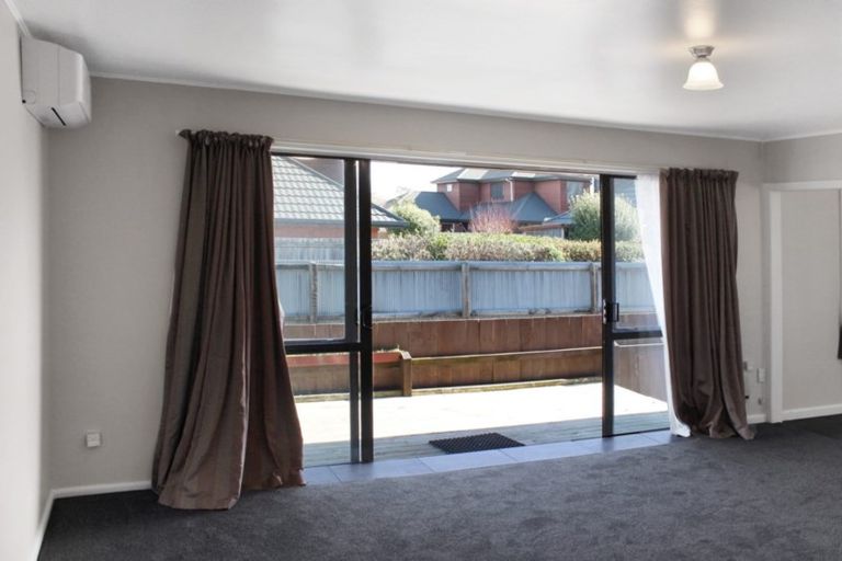 Photo of property in 10 Wentworth Street, Ilam, Christchurch, 8041