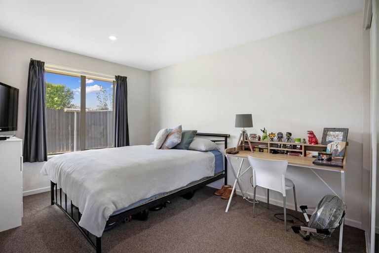 Photo of property in 17 Conie Glen Lane, Broomfield, Christchurch, 8042