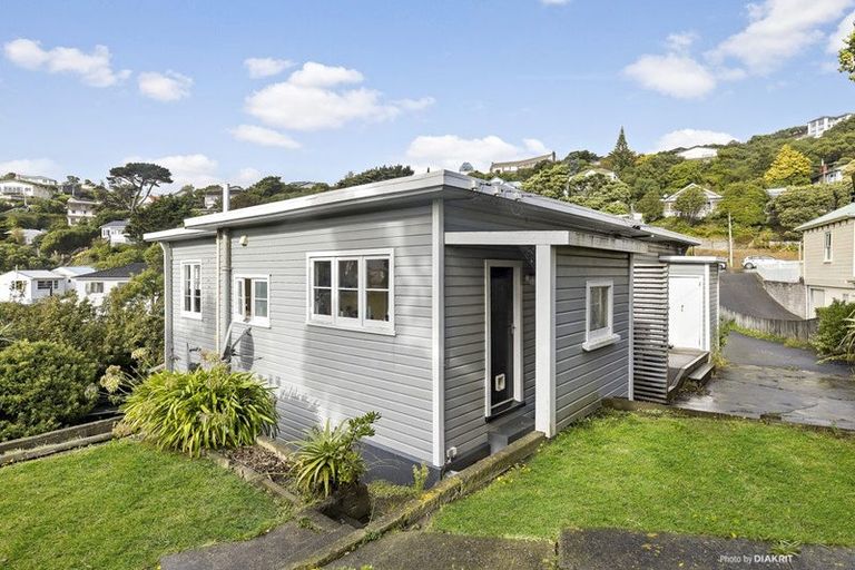 Photo of property in 90a Townsend Road, Miramar, Wellington, 6022