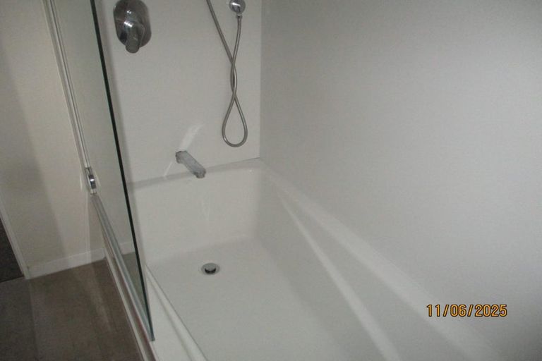 Photo of property in 6/7 Raroa Road, Hutt Central, Lower Hutt, 5010