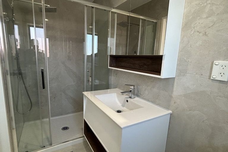 Photo of property in 3 Rangimarie Close, Opaheke, Papakura, 2113