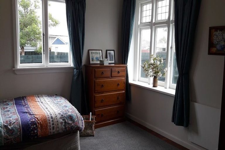 Photo of property in 59 Bowhill Road, New Brighton, Christchurch, 8083