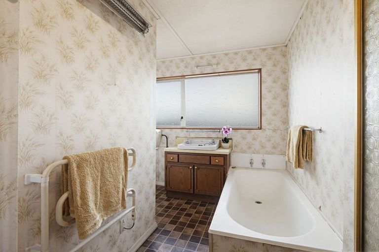 Photo of property in 15 Pratt Street, Waikouaiti, 9510