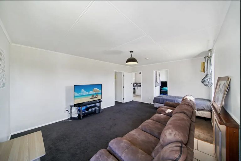 Photo of property in 10 Daniel Avenue, Mangere East, Auckland, 2024