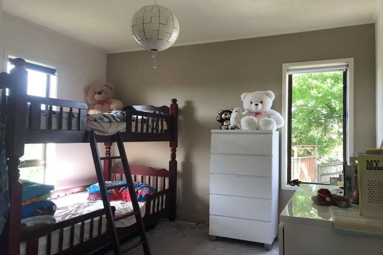 Photo of property in 14 Glendhu Road, Bayview, Auckland, 0629