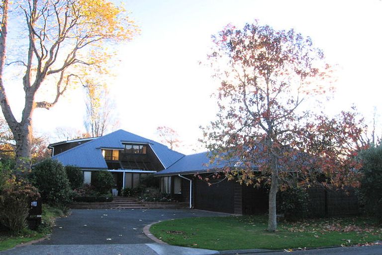 Photo of property in 49 Karu Crescent, Waikanae, 5036