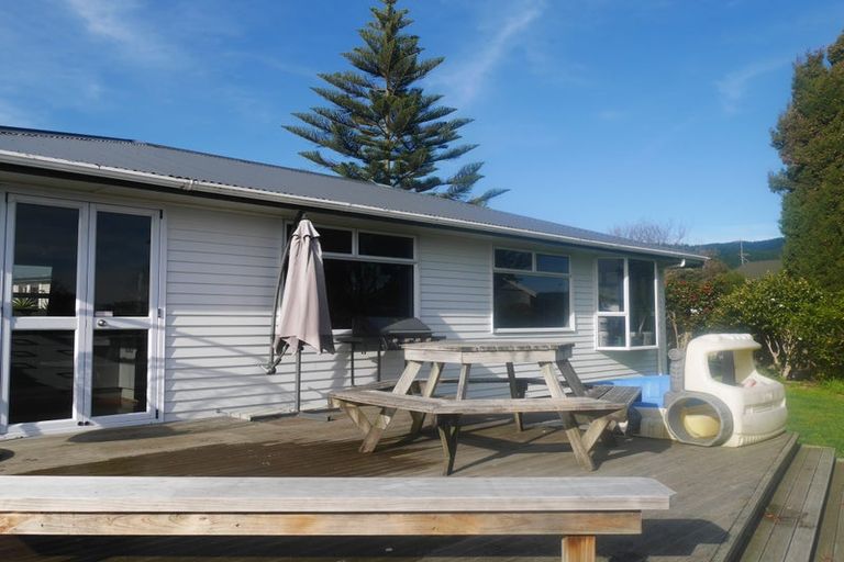 Photo of property in 66 Makarini Street, Paraparaumu, 5032
