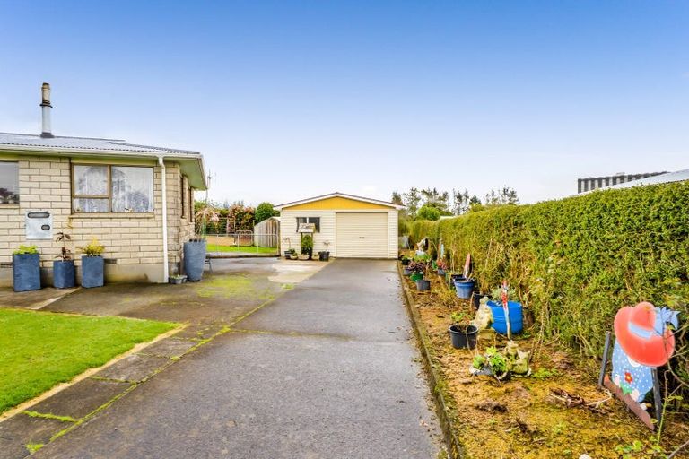 Photo of property in 8 Denmark Terrace, Midhirst, Stratford, 4394