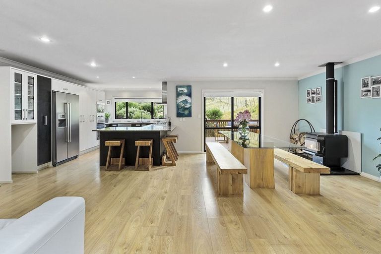 Photo of property in 499 South Makara Road, Makara, Karori, 6972