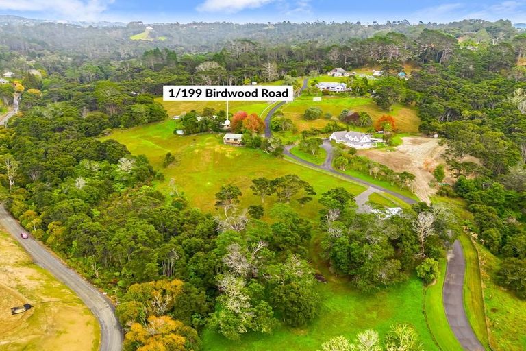 Photo of property in 1/199 Birdwood Road, Massey, Auckland, 0614