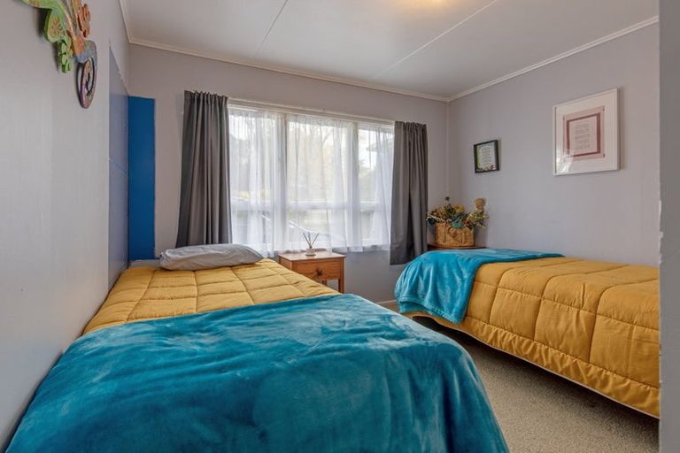 Photo of property in 65 Great North Road, Waipawa, 4210