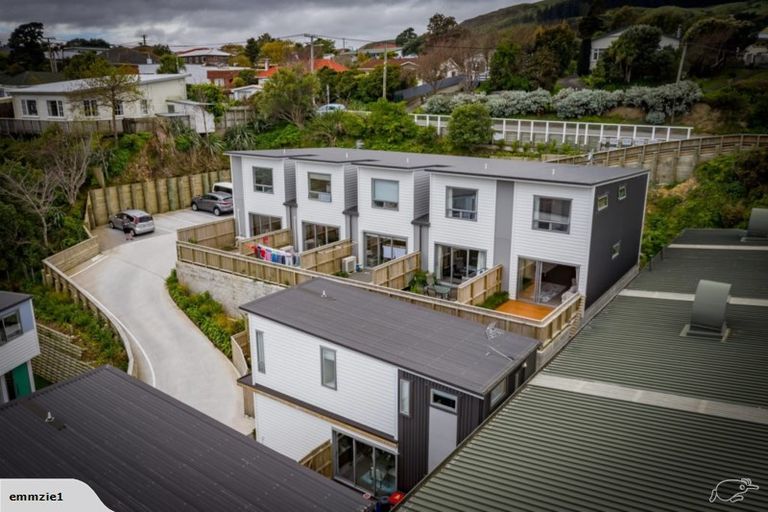 Photo of property in 7u1 Handyside Street, Tawa, Wellington, 5028