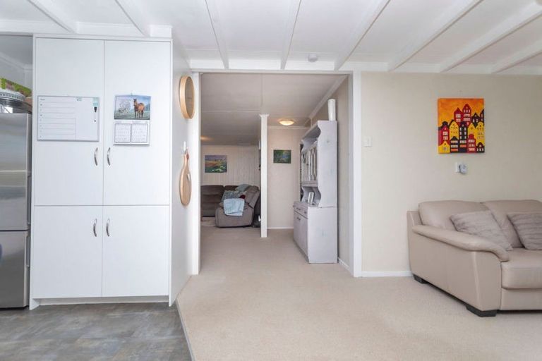 Photo of property in 101 Guy Street, Dannevirke, 4930