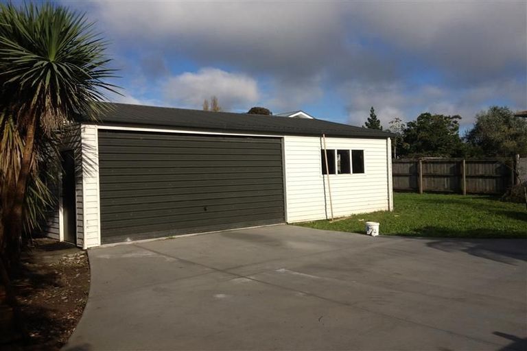 Photo of property in 22 Copley Street, New Lynn, Auckland, 0600