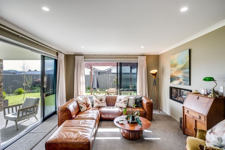 Photo of property in 23 Gee Place, Taradale, Napier, 4112