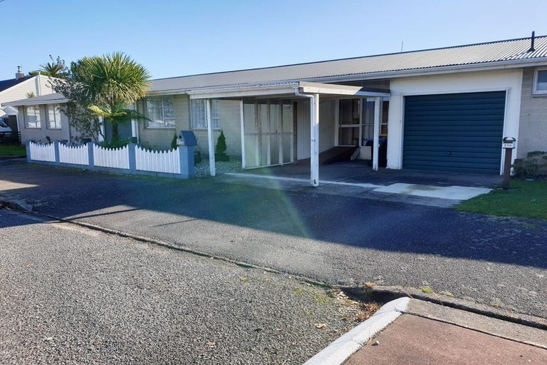 Photo of property in 15a Brougham Street, Westport, 7825