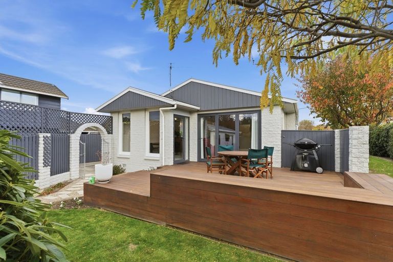 Photo of property in 72 Merrin Street, Avonhead, Christchurch, 8042