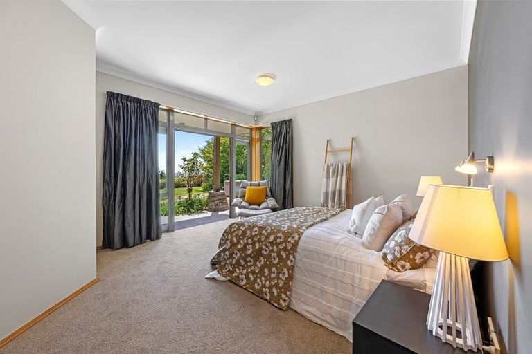 Photo of property in 3 Watlings Place, Kennedys Bush, Christchurch, 8025