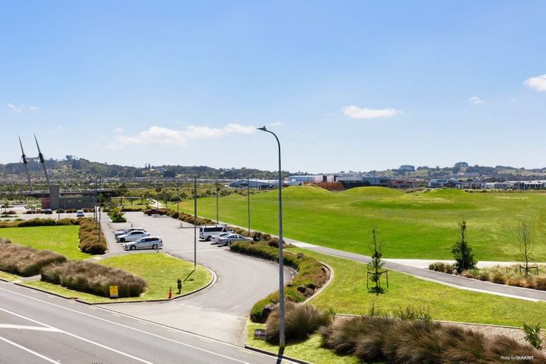 Photo of property in 1/150 Chapel Road, Flat Bush, Auckland, 2019