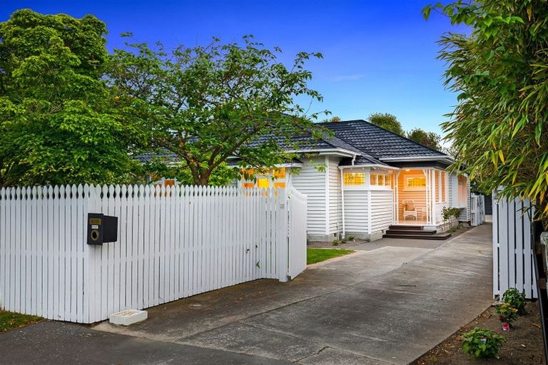 Photo of property in 126 Knowles Street, St Albans, Christchurch, 8052