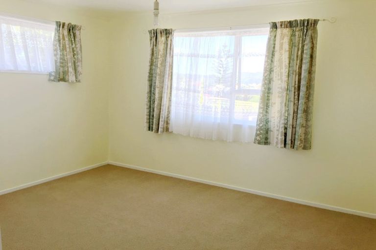 Photo of property in 44 Kaikoura Street, Henderson, Auckland, 0612