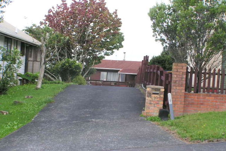 Photo of property in 10 Raelene Place, Massey, Auckland, 0614