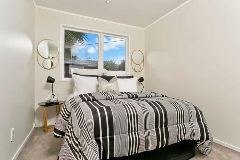 Photo of property in 54 Stanley Road, Glenfield, Auckland, 0629
