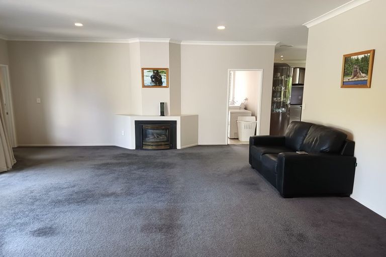 Photo of property in 9 San Clemento Way, Rototuna, Hamilton, 3210