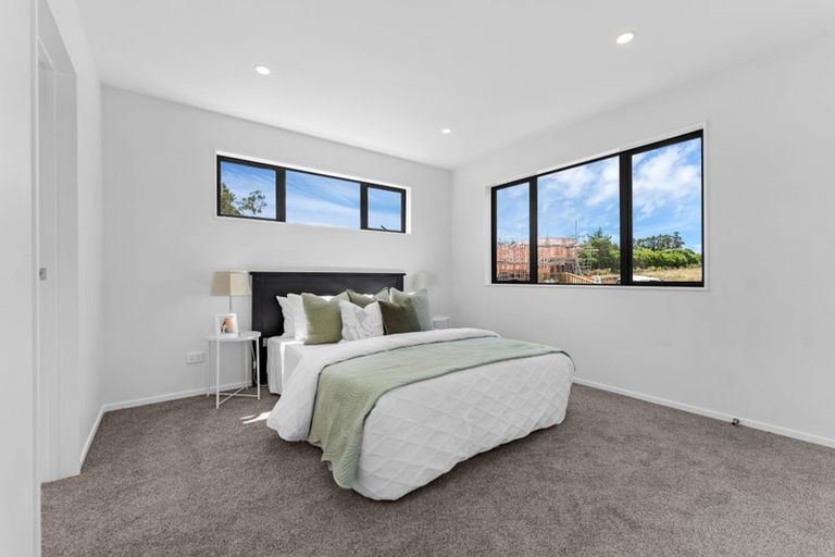 Photo of property in 9 Greenbrier Street, Westgate, 0814