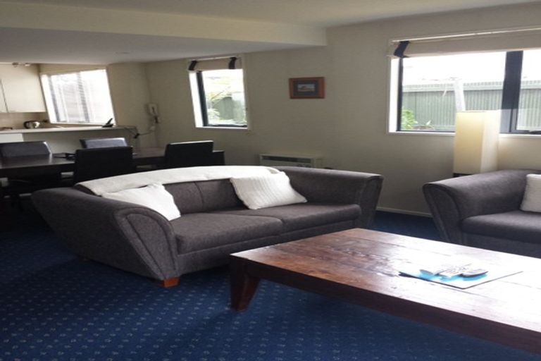 Photo of property in 32 Latimer Square, Christchurch Central, Christchurch, 8011