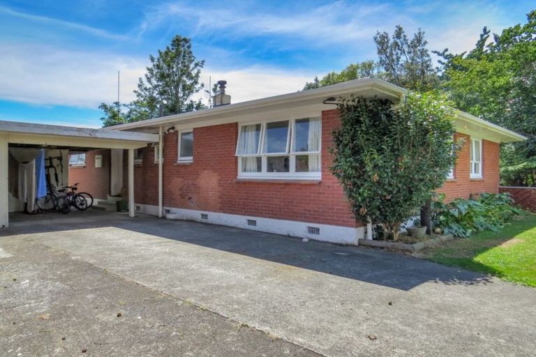 Photo of property in 2 Lakeview Place, Whakatane, 3120