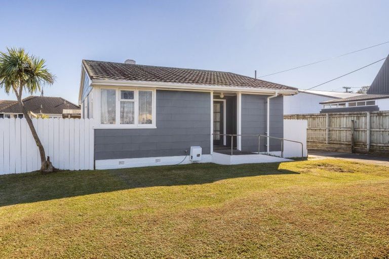 Photo of property in 152 Puriri Street, Castlecliff, Whanganui, 4501