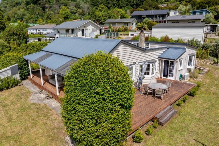 Photo of property in 13 Main Rd Havelock, Havelock, 7100