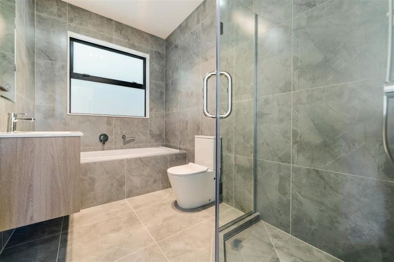 Photo of property in 36 Ta Moko Drive, Gulf Harbour, 0930
