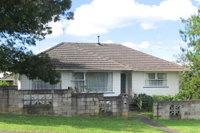 Photo of property in 92 Stottholm Road, Titirangi, Auckland, 0604