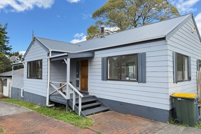 Photo of property in 19 Luanda Drive, Ranui, Auckland, 0612